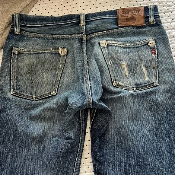 Men's Distressed Blue Jeans - Picture 3 of 7